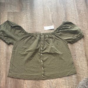 American Eagle Outfitters Green Puff Sleeve Crop Blouse